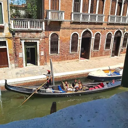 Gorgeous Venetian Apartment With Canal View Extérieur photo